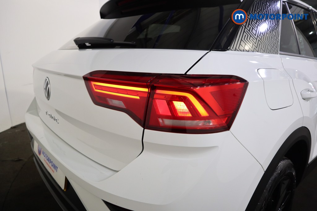 Volkswagen T-Roc Black Edition Manual Petrol SUV - Stock Number (1559936) - 21st supplementary image