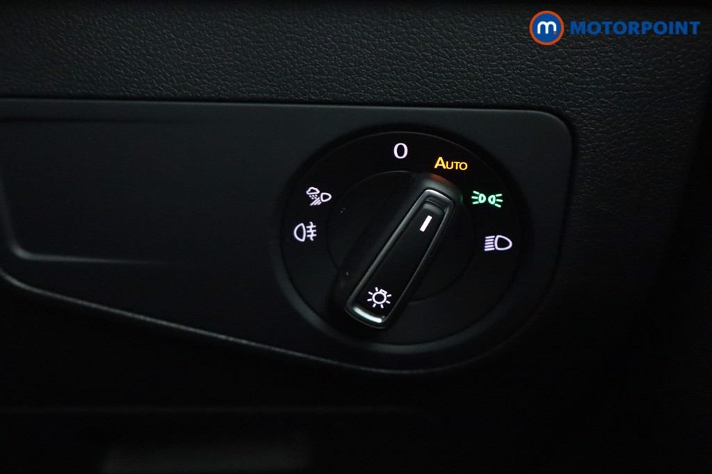 Volkswagen Tiguan R-Line Automatic Petrol SUV - Stock Number (1560095) - 13th supplementary image