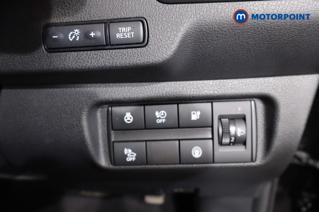 Nissan Leaf N-Connecta Automatic Electric Hatchback - Stock Number (1560252) - 19th supplementary image
