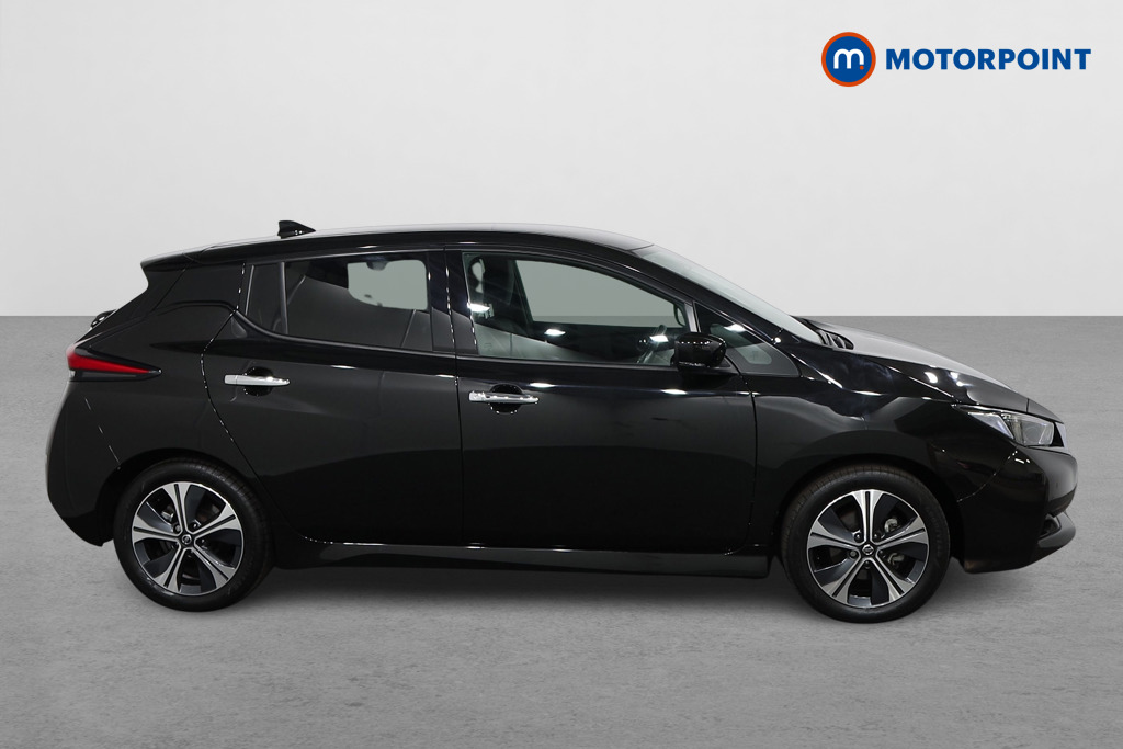 Nissan Leaf N-Connecta Automatic Electric Hatchback - Stock Number (1560252) - Drivers side