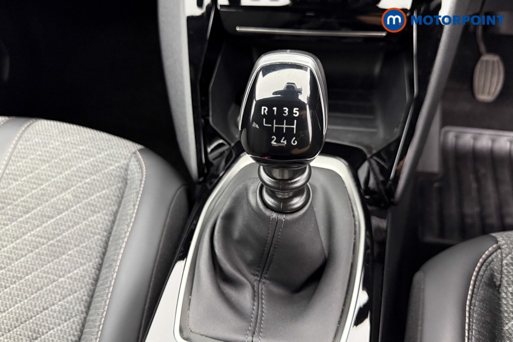 Peugeot 2008 Allure Manual Petrol SUV - Stock Number (1560386) - 10th supplementary image