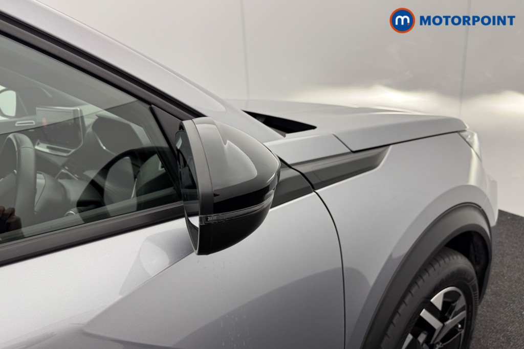 Peugeot 2008 Allure Manual Petrol SUV - Stock Number (1560386) - 15th supplementary image