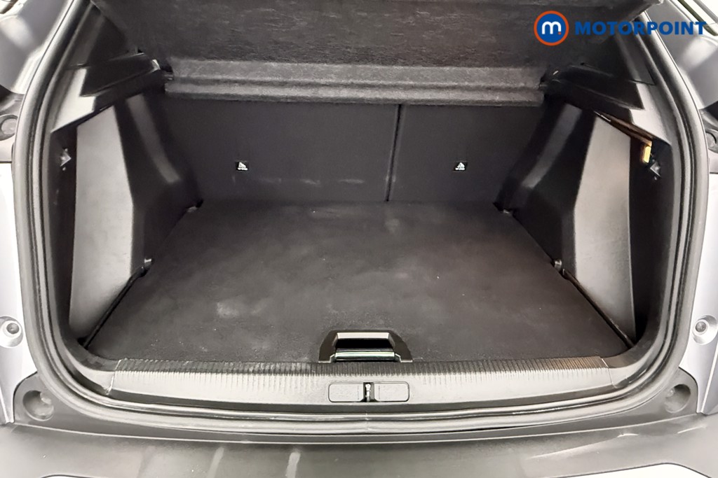 Peugeot 2008 Allure Manual Petrol SUV - Stock Number (1560386) - 18th supplementary image