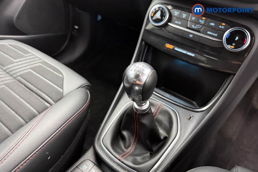 Ford Puma St-Line X Manual Petrol-Electric Hybrid SUV - Stock Number (1560401) - 12th supplementary image