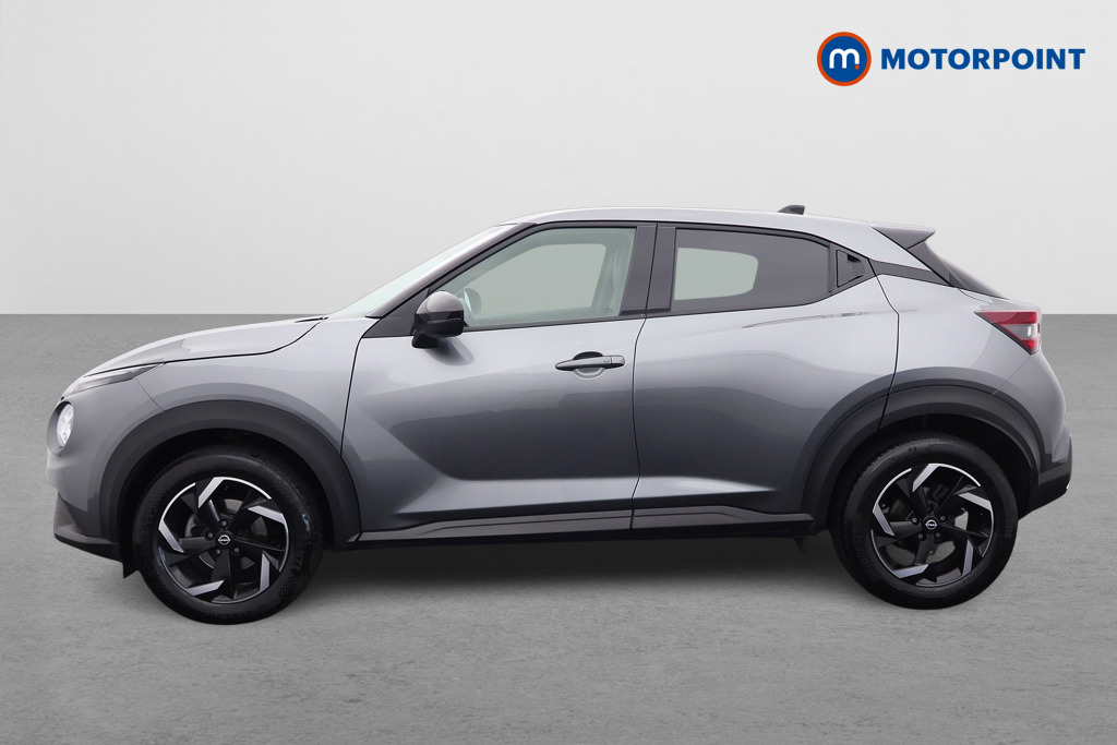Nissan Juke N-Connecta Automatic Petrol SUV - Stock Number (1560436) - Passenger side