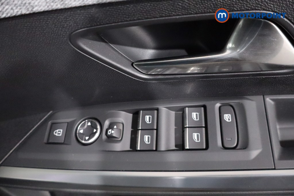 Peugeot 3008 GT Automatic Electric SUV - Stock Number (1560532) - 19th supplementary image