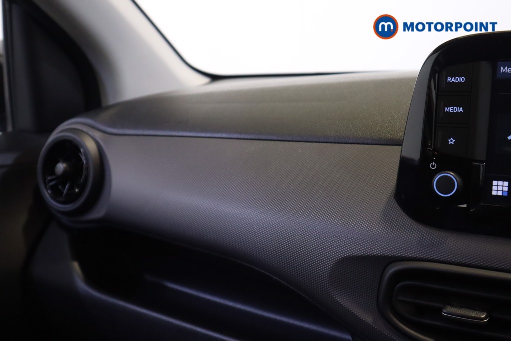 Hyundai I10 Se Connect Automatic Petrol Hatchback - Stock Number (1560964) - 23rd supplementary image