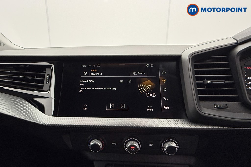 Audi A1 Technik Manual Petrol Hatchback - Stock Number (1560993) - 5th supplementary image
