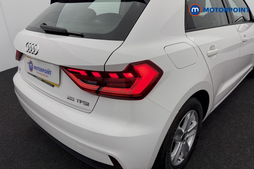 Audi A1 Technik Manual Petrol Hatchback - Stock Number (1560993) - 24th supplementary image