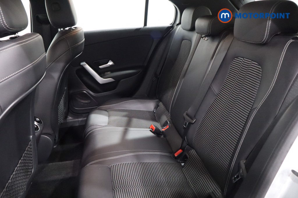 Mercedes-Benz A Class Sport Automatic Diesel Hatchback - Stock Number (1561076) - 5th supplementary image