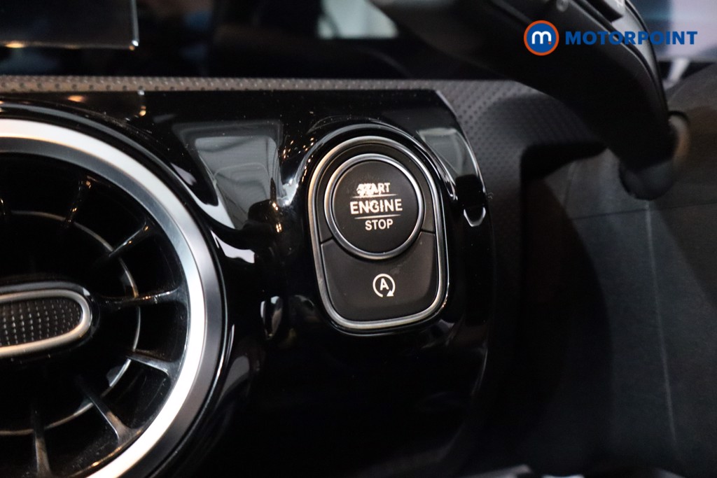 Mercedes-Benz A Class Sport Automatic Diesel Hatchback - Stock Number (1561076) - 13th supplementary image