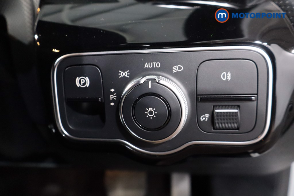 Mercedes-Benz A Class Sport Automatic Diesel Hatchback - Stock Number (1561076) - 19th supplementary image