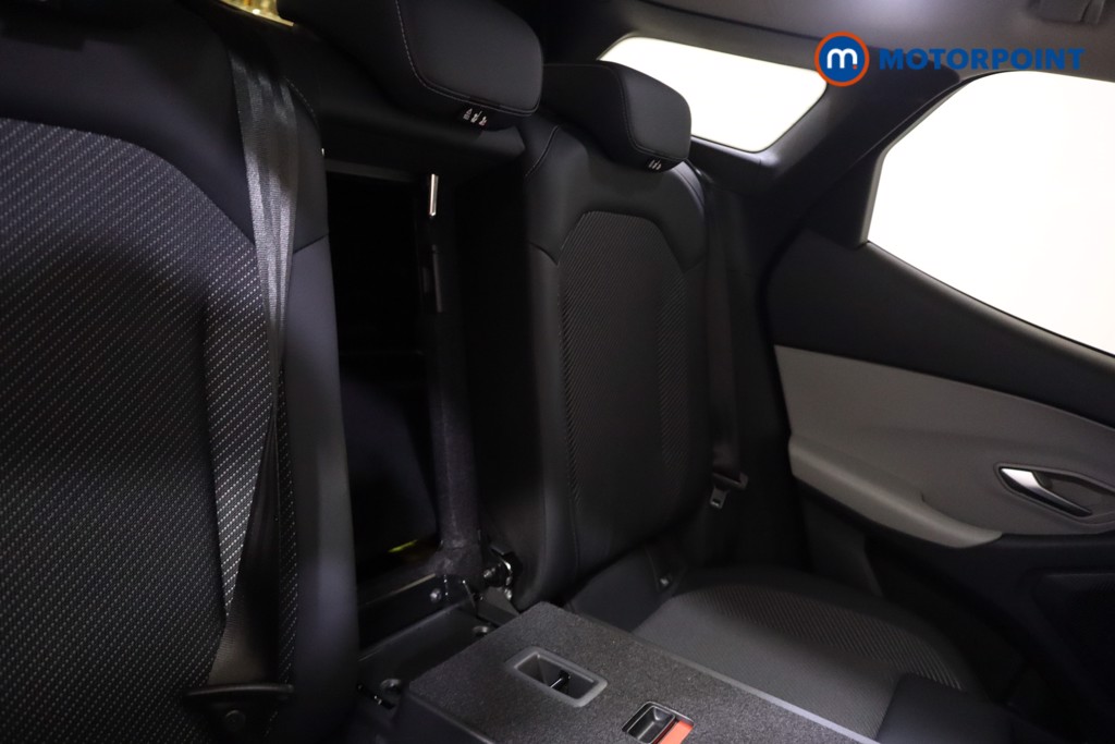 Ford Explorer Select Automatic Electric SUV - Stock Number (1561347) - 25th supplementary image