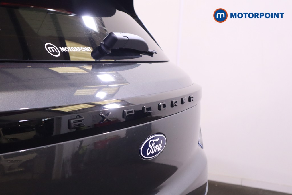 Ford Explorer Select Automatic Electric SUV - Stock Number (1561347) - 35th supplementary image