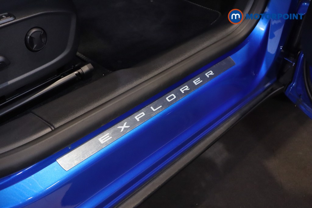 Ford Explorer Select Automatic Electric SUV - Stock Number (1561365) - 4th supplementary image