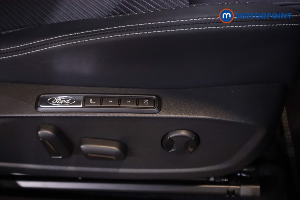 Ford Explorer Select Automatic Electric SUV - Stock Number (1561365) - 7th supplementary image
