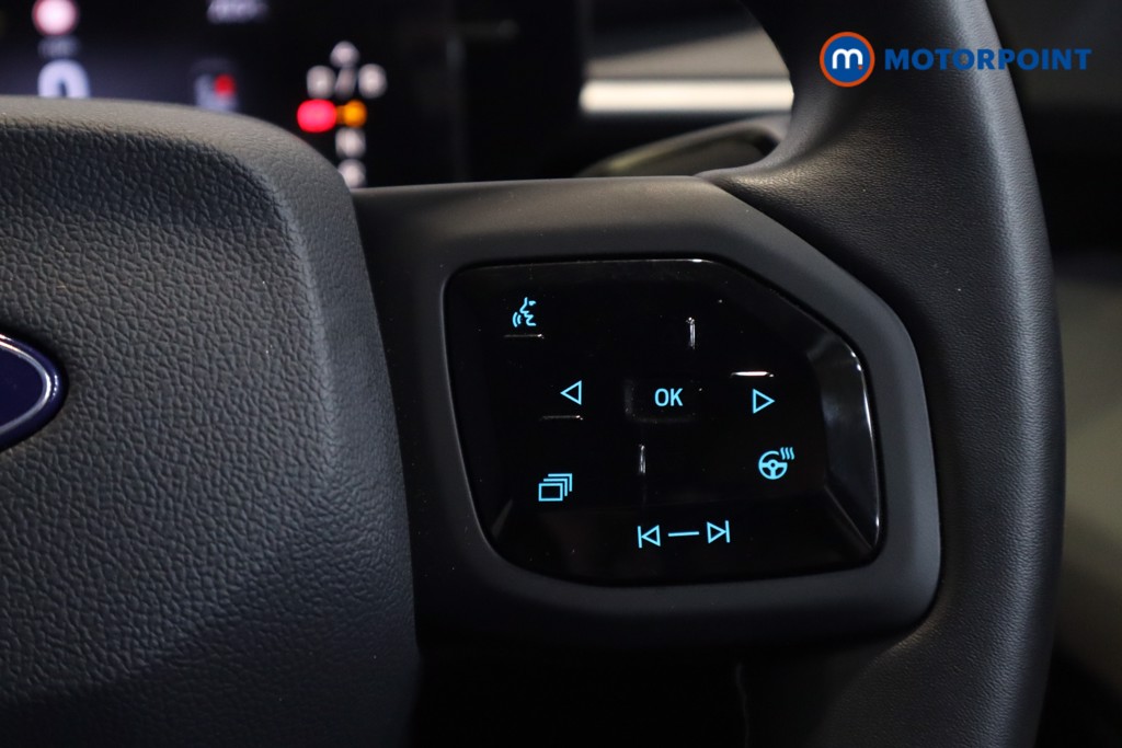 Ford Explorer Select Automatic Electric SUV - Stock Number (1561369) - 10th supplementary image