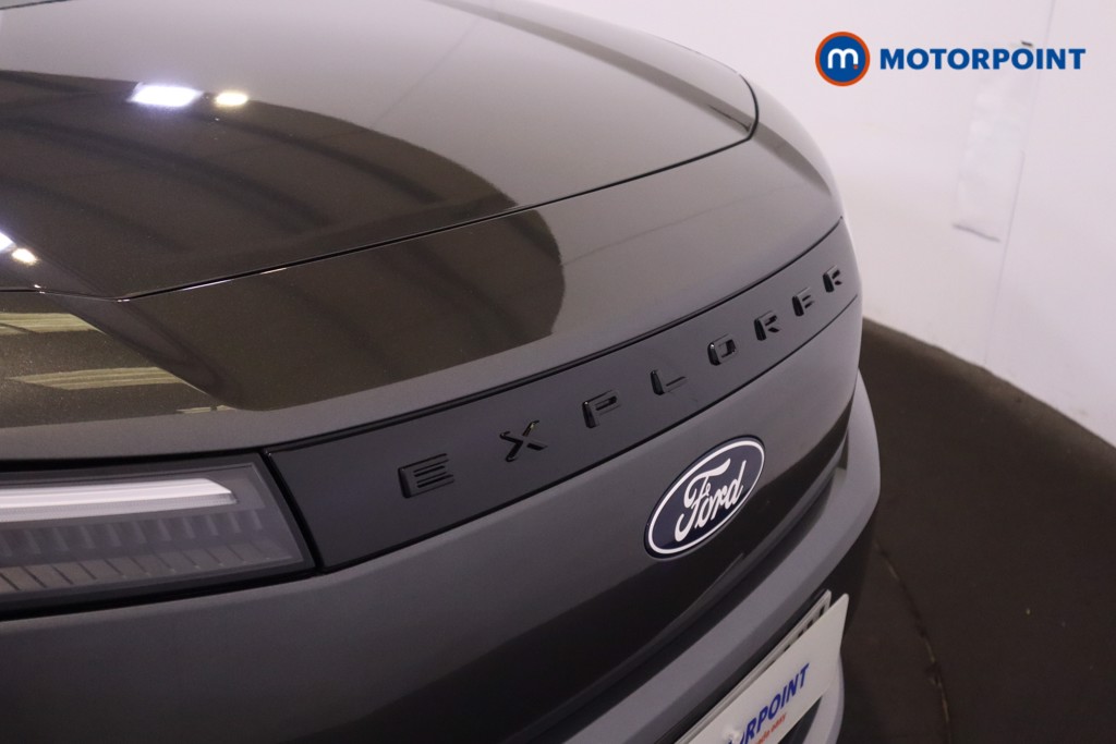 Ford Explorer Select Automatic Electric SUV - Stock Number (1561369) - 35th supplementary image