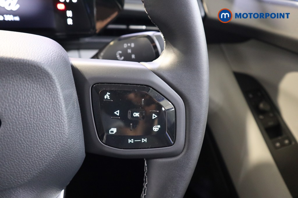 Ford Explorer Select Automatic Electric SUV - Stock Number (1561371) - 4th supplementary image