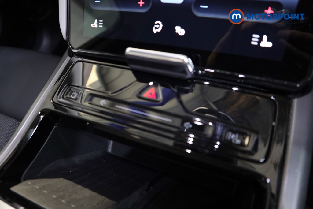 Ford Explorer Select Automatic Electric SUV - Stock Number (1561371) - 7th supplementary image
