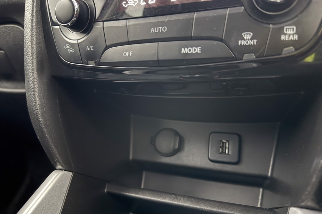 Suzuki Vitara SZ5 Manual Petrol SUV - Stock Number (1561397) - 12th supplementary image