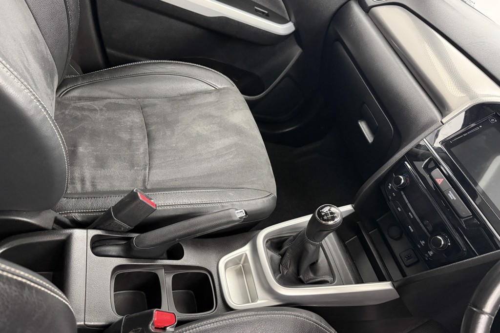 Suzuki Vitara SZ5 Manual Petrol SUV - Stock Number (1561397) - 15th supplementary image