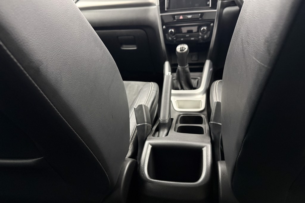 Suzuki Vitara SZ5 Manual Petrol SUV - Stock Number (1561397) - 23rd supplementary image