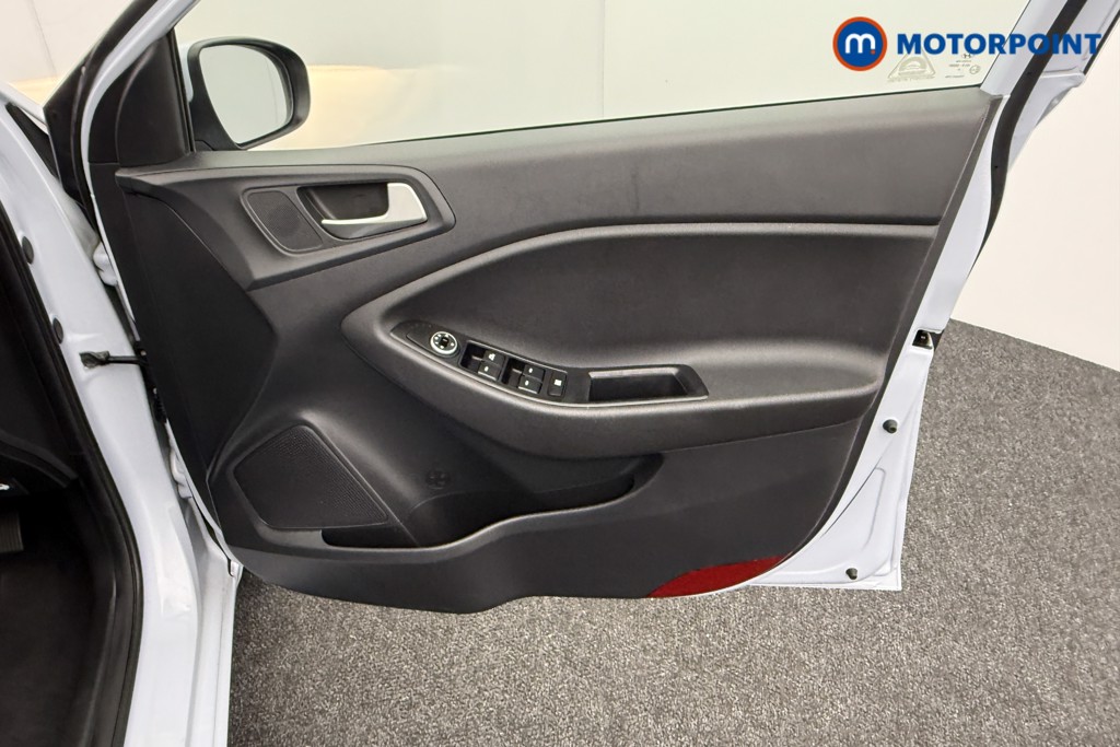 Hyundai I20 SE Manual Petrol Hatchback - Stock Number (1561557) - 15th supplementary image