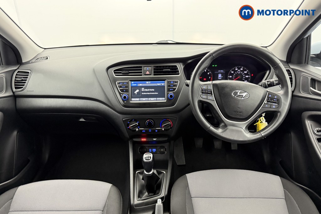 Hyundai I20 SE Manual Petrol Hatchback - Stock Number (1561557) - 1st supplementary image