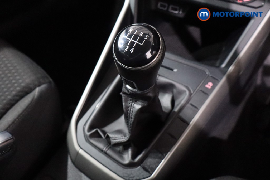Volkswagen Polo SE Manual Petrol Hatchback - Stock Number (1561703) - 14th supplementary image