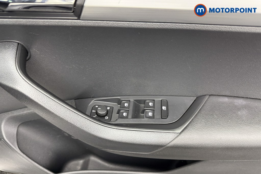 Skoda Karoq SE Manual Petrol SUV - Stock Number (1561755) - 16th supplementary image