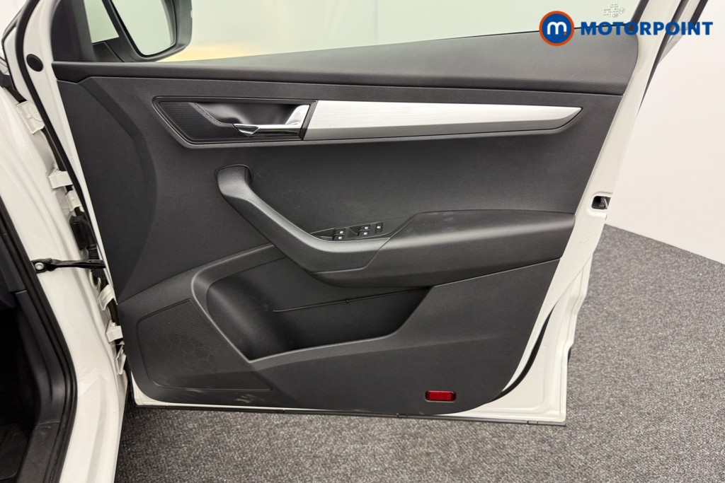 Skoda Karoq SE Manual Petrol SUV - Stock Number (1561755) - 17th supplementary image