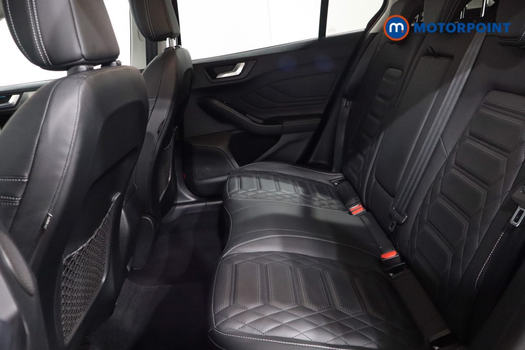 Ford Focus Titanium Vignale Manual Petrol Hatchback - Stock Number (1562350) - 5th supplementary image