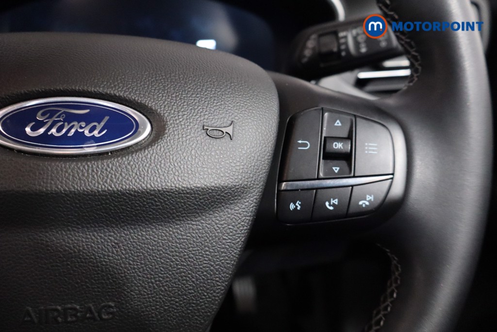 Ford Focus Titanium Vignale Manual Petrol Hatchback - Stock Number (1562350) - 8th supplementary image