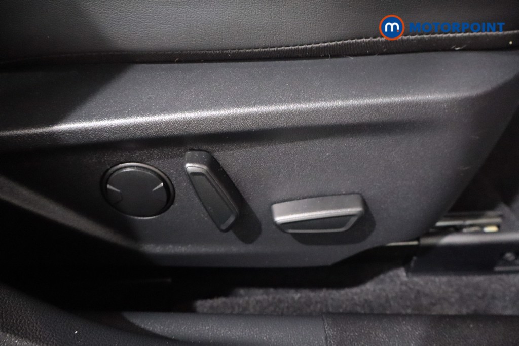 Ford Focus Titanium Vignale Manual Petrol Hatchback - Stock Number (1562350) - 18th supplementary image