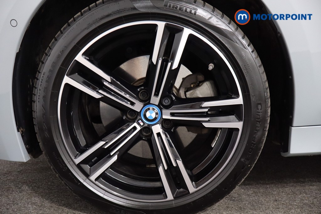 BMW 3 Series M Sport Automatic Petrol Plug-In Hybrid Saloon - Stock Number (1562423) - 11th supplementary image