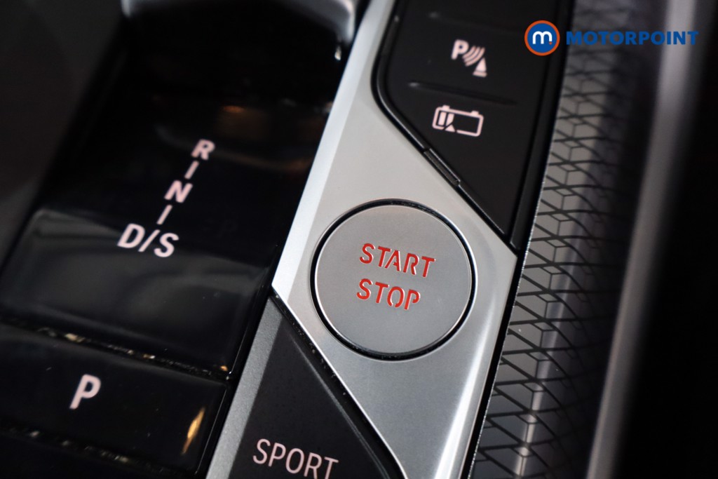 BMW 3 Series M Sport Automatic Petrol Plug-In Hybrid Saloon - Stock Number (1562423) - 13th supplementary image