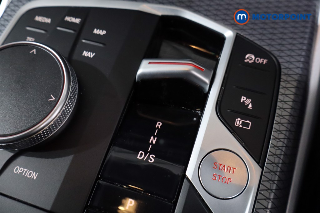 BMW 3 Series M Sport Automatic Petrol Plug-In Hybrid Saloon - Stock Number (1562423) - 14th supplementary image