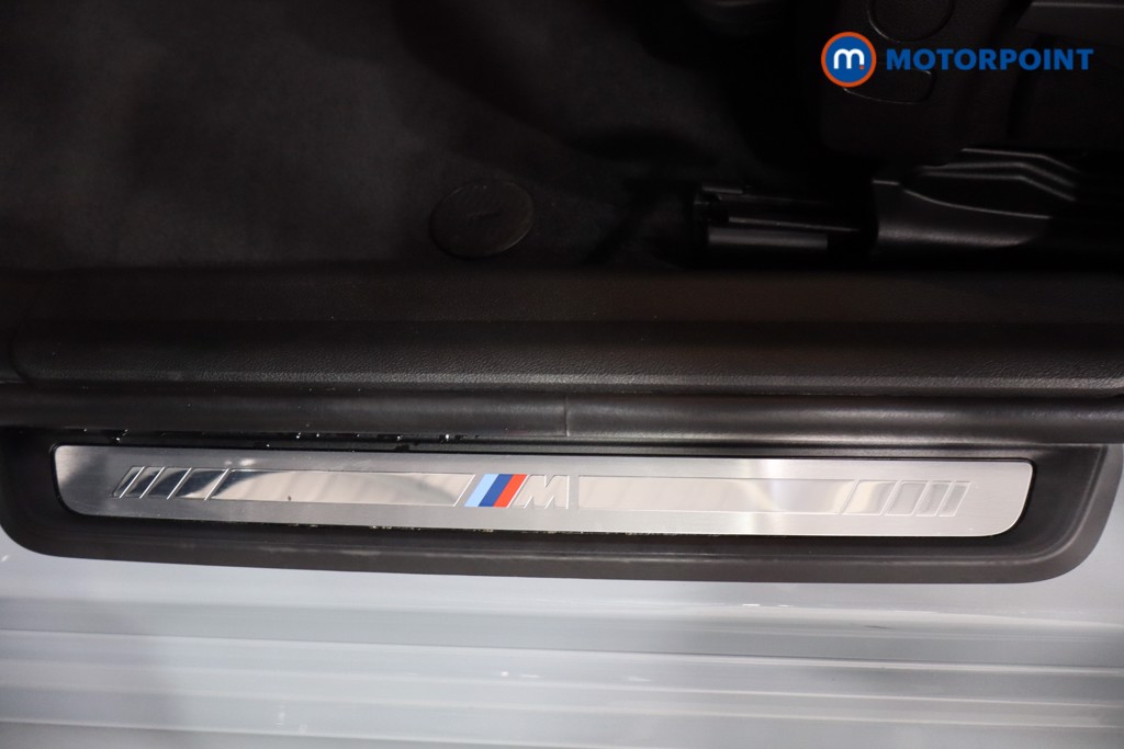 BMW 3 Series M Sport Automatic Petrol Plug-In Hybrid Saloon - Stock Number (1562423) - 20th supplementary image