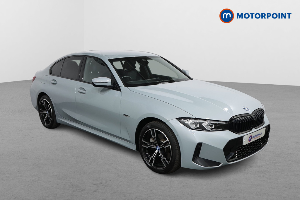 BMW 3 Series M Sport Automatic Petrol Plug-In Hybrid Saloon - Stock Number (1562423) - Drivers side front corner