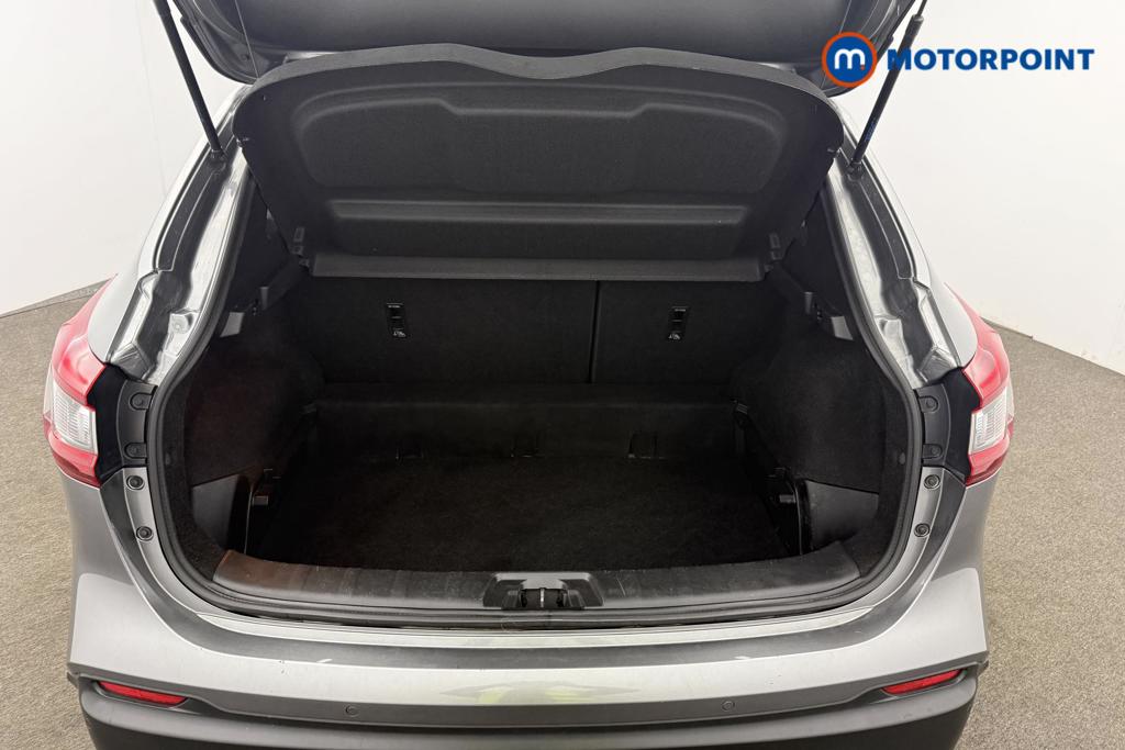 Nissan Qashqai N-Connecta Manual Diesel SUV - Stock Number (1545884) - 7th supplementary image