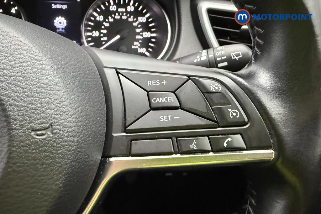 Nissan Qashqai N-Connecta Manual Diesel SUV - Stock Number (1545884) - 28th supplementary image