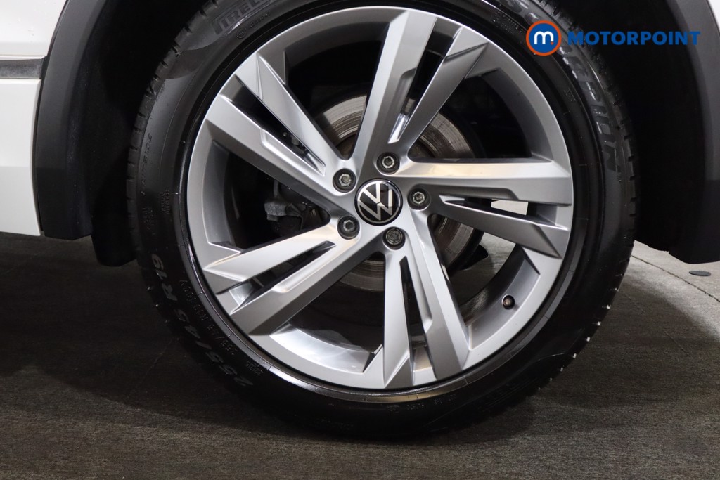 Volkswagen Tiguan R-Line Edition Automatic Petrol SUV - Stock Number (1547350) - 18th supplementary image