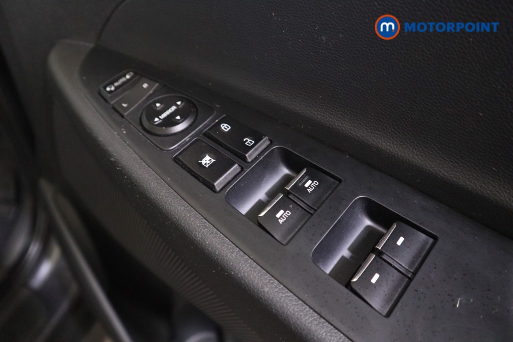 Hyundai Tucson Se Nav Manual Petrol SUV - Stock Number (1549608) - 10th supplementary image