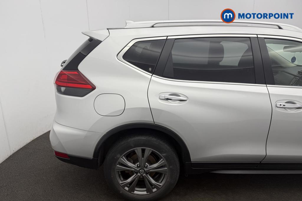 Nissan X-Trail N-Connecta Manual Diesel SUV - Stock Number (1551572) - 7th supplementary image