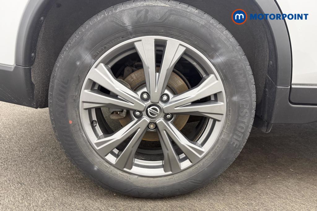 Nissan X-Trail N-Connecta Manual Diesel SUV - Stock Number (1551572) - 11th supplementary image
