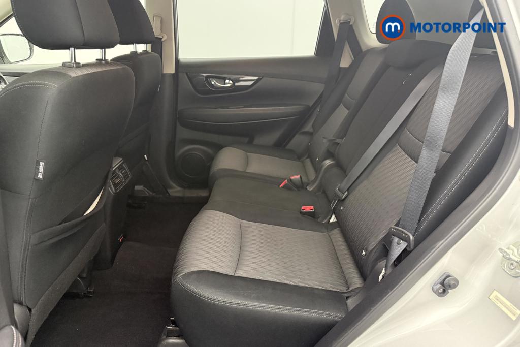 Nissan X-Trail N-Connecta Manual Diesel SUV - Stock Number (1551572) - 15th supplementary image