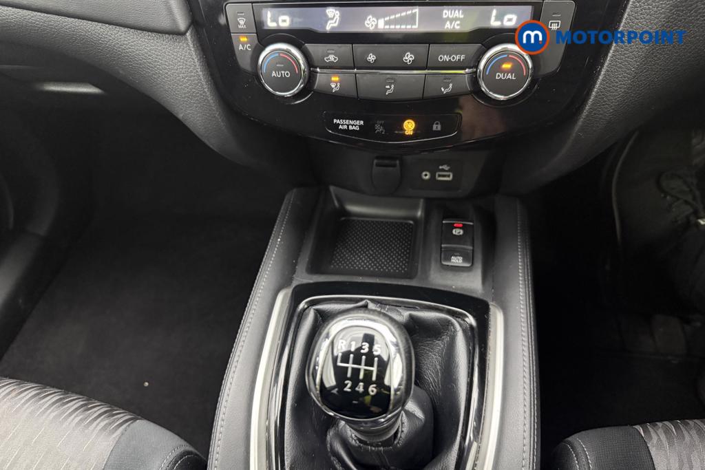 Nissan X-Trail N-Connecta Manual Diesel SUV - Stock Number (1551572) - 23rd supplementary image