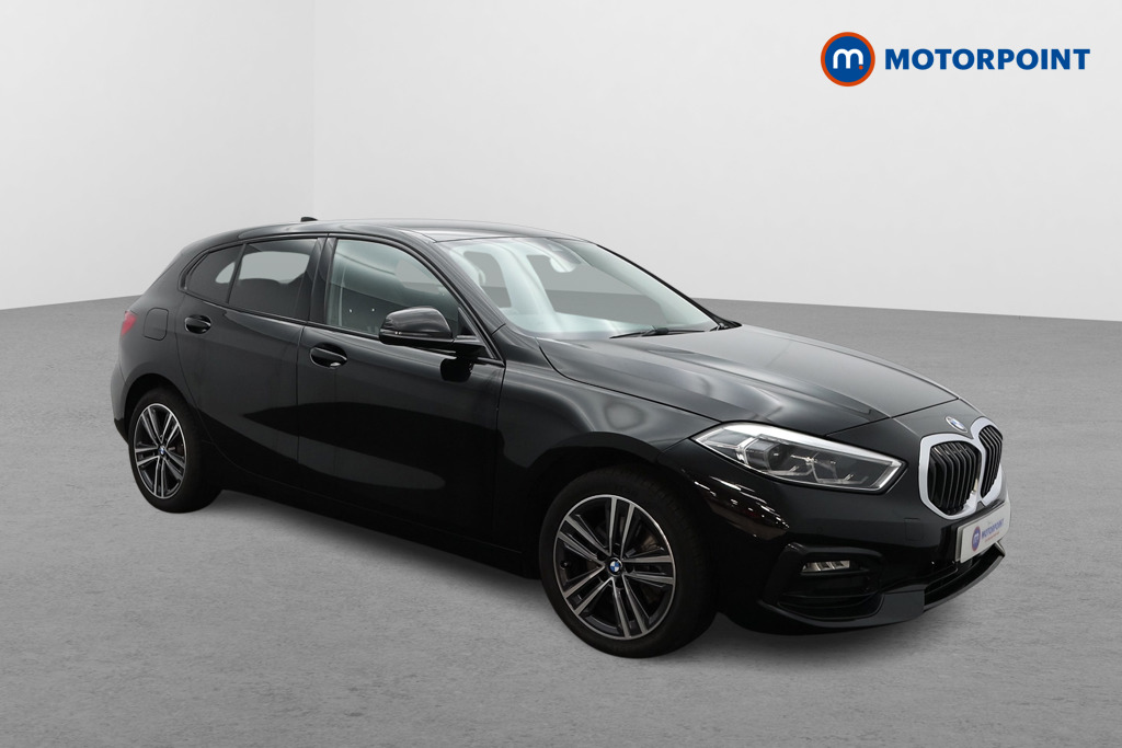 BMW 1 Series Sport Automatic Petrol Hatchback - Stock Number (1552726) - Drivers side front corner
