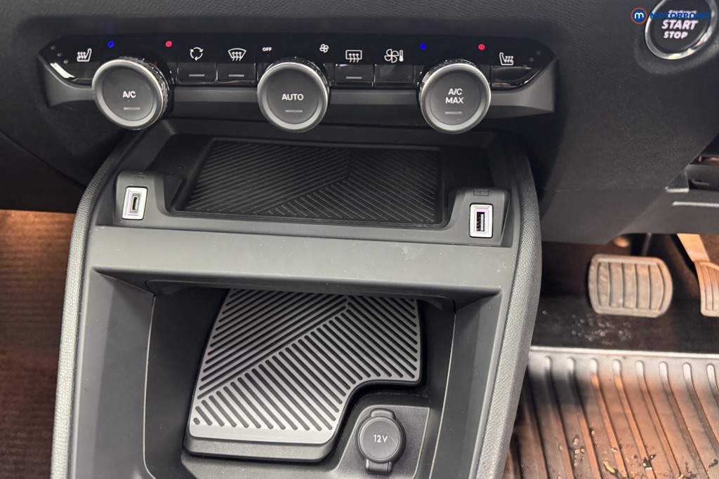 Citroen C4 X MAX Automatic Petrol Saloon - Stock Number (1554602) - 12th supplementary image